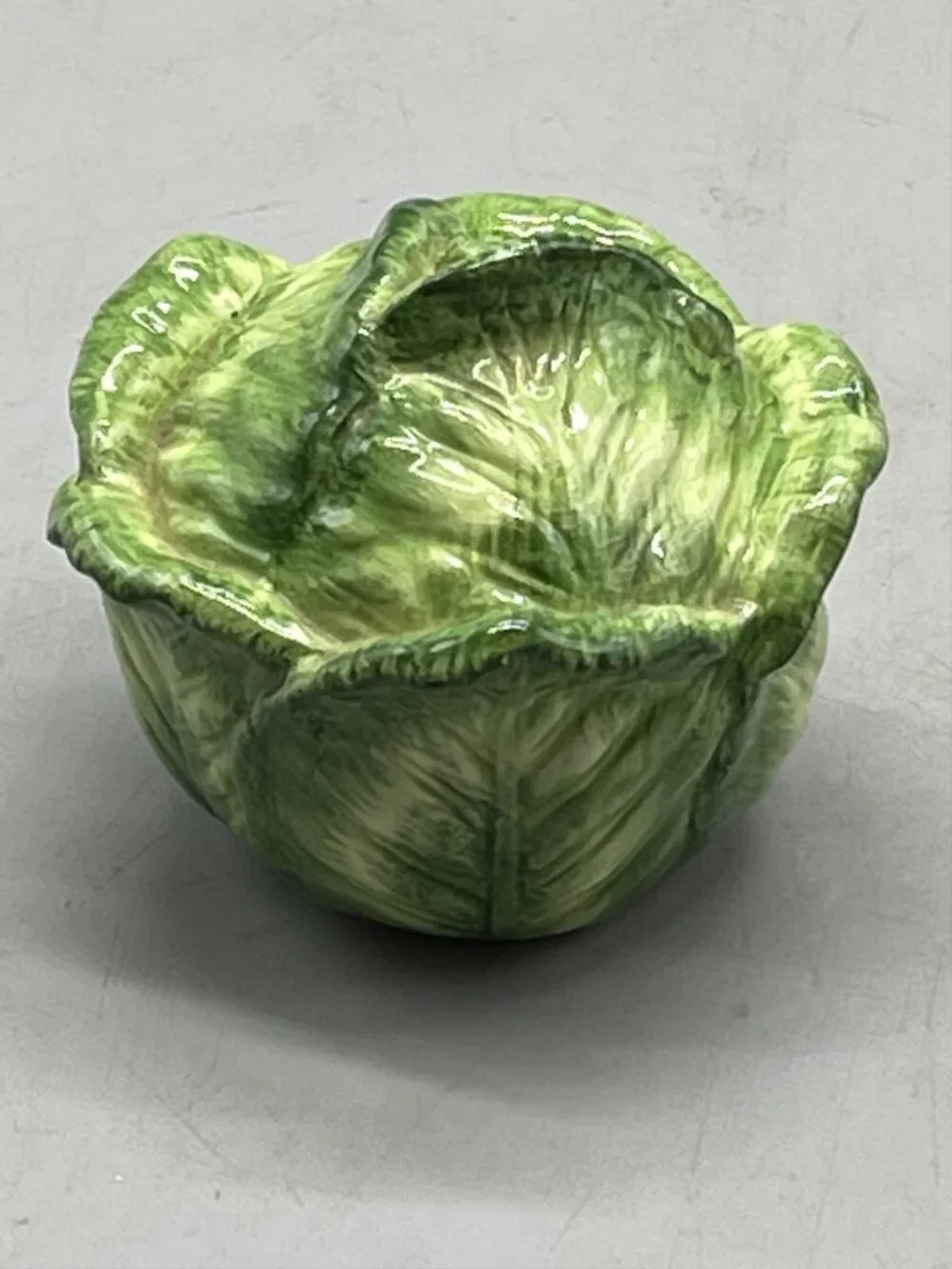 Cabbage Seasoning Shaker Glass Green With stopper on bottom Height 3